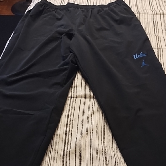 Jordan Men's Black Joggers with Blue Logo - Picture 1 of 5